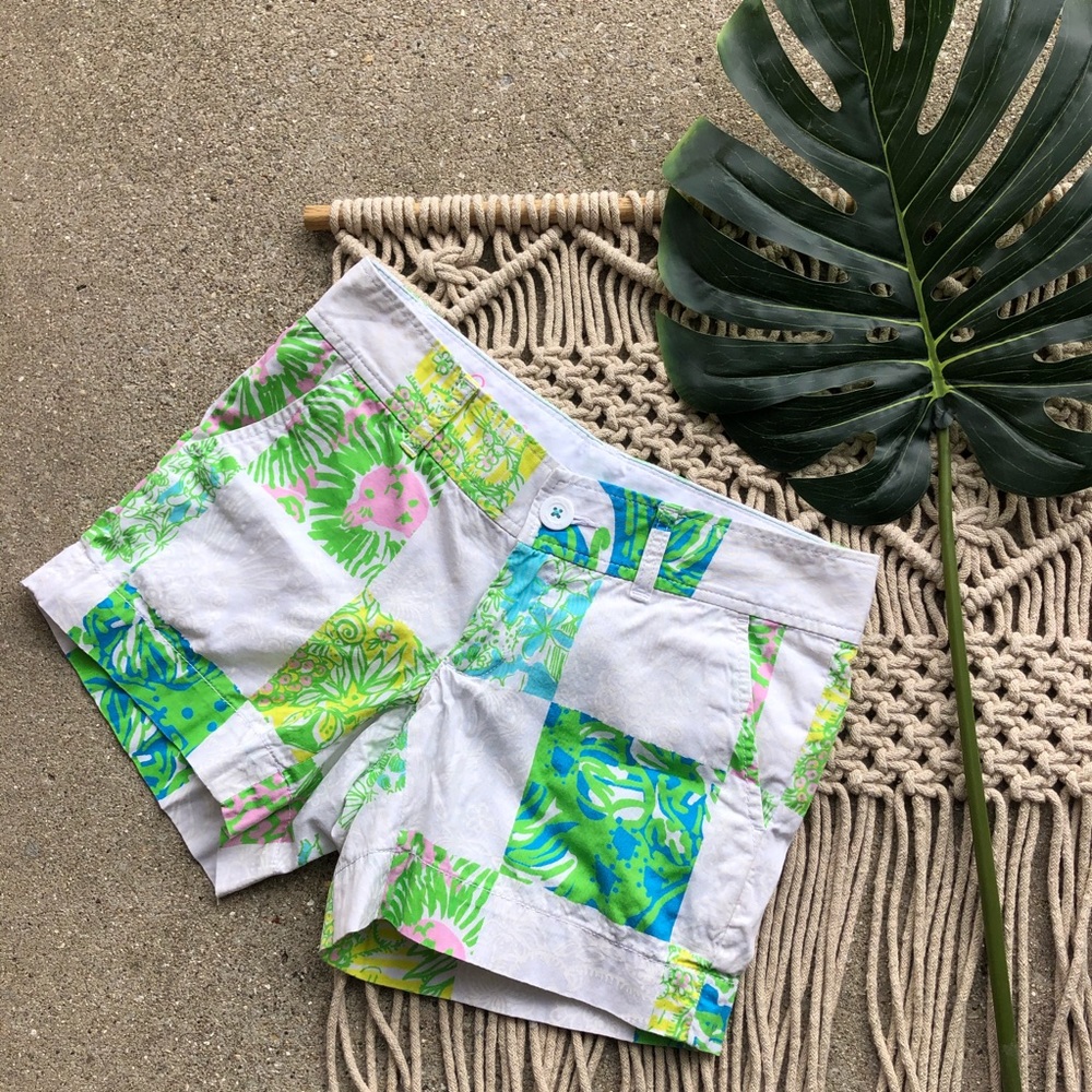 Lilly Pulitzer Shorts Size 00 - Callahan Patchwork Printed